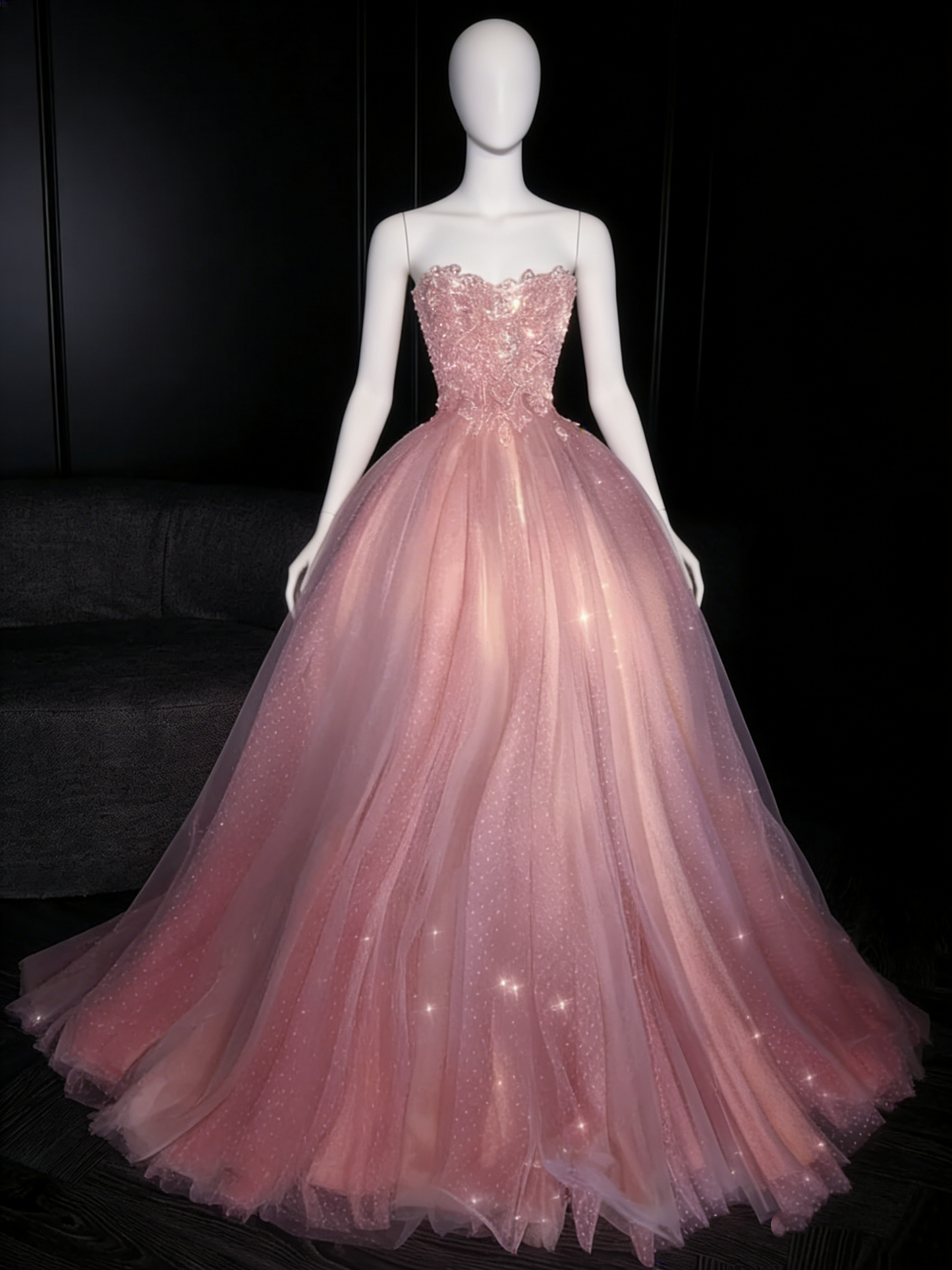 Glitzerndes, trägerloses, langes, pinkfarbenes Ballkleid mit weißen Punkten – ein formelles Abendkleid für den 18. Geburtstag oder als Ballkleid (Modell N735).