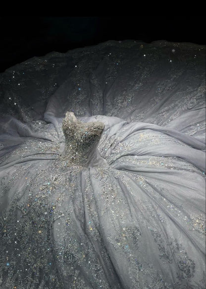 Robe de mariée luxueuse en dentelle à sequins et décolleté en cœur, style conte de fées, longue, RB2844