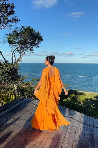 Bezauberndes orangefarbenes, trägerloses, ärmelloses Chiffon-Abendkleid in A-Linie mit Reißverschlussfalten AB996