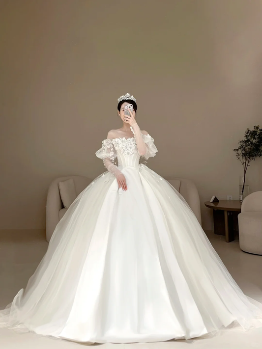 Timeless Women's White Wedding Dress With Long Sleeves Lace for Bride Applique Bride Dress Off The Shoulder Ball Gowns AB912