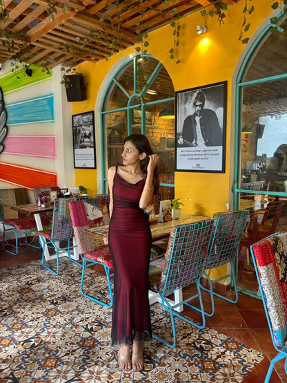 Robe de bal longue vintage fourreau à fines bretelles, en tulle noir et bordeaux, sans manches, idéale pour un 18e anniversaire (AB2403)