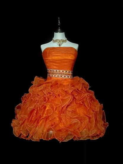 Robe de bal bustier unique en tulle orange, inspiration années 2000, robes de bal courtes, inspiration robes de soirée N1368