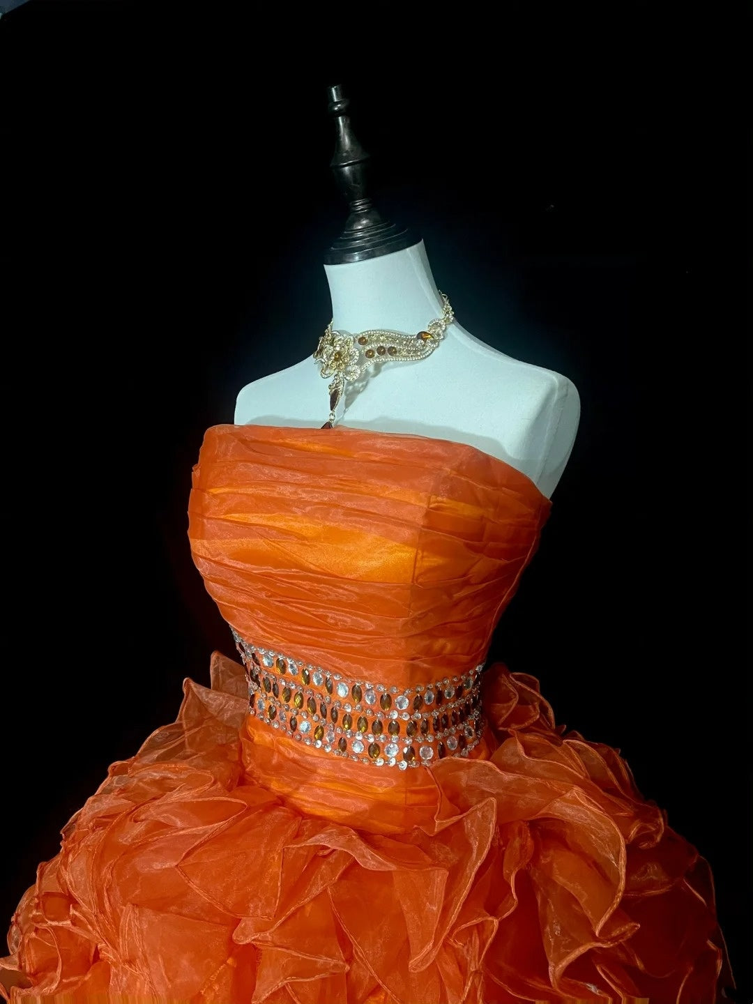 Robe de bal bustier unique en tulle orange, inspiration années 2000, robes de bal courtes, inspiration robes de soirée N1368