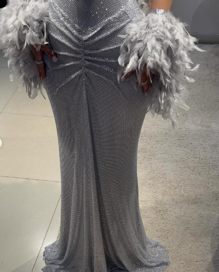 Robe de bal longue bleu marine à fines bretelles et sequins, style sirène, idéale pour une soirée, un 19e anniversaire ou une remise de diplôme (N881)