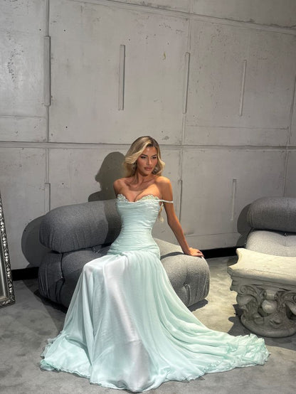 Modest Mermaid Spaghetti Straps Sleeveless Light Sky Blue Prom Dresses Long Party Dress 22th Birthday Outfits Graduation Dress RB971