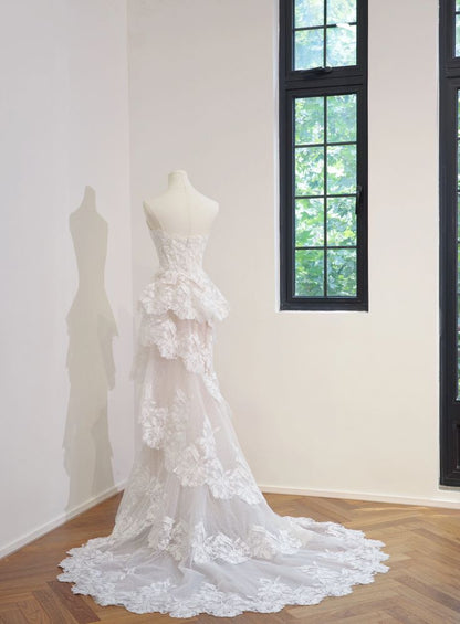Robe de mariée sirène à bustier cœur, en dentelle plissée superposée, longue traîne, modèle AB1499