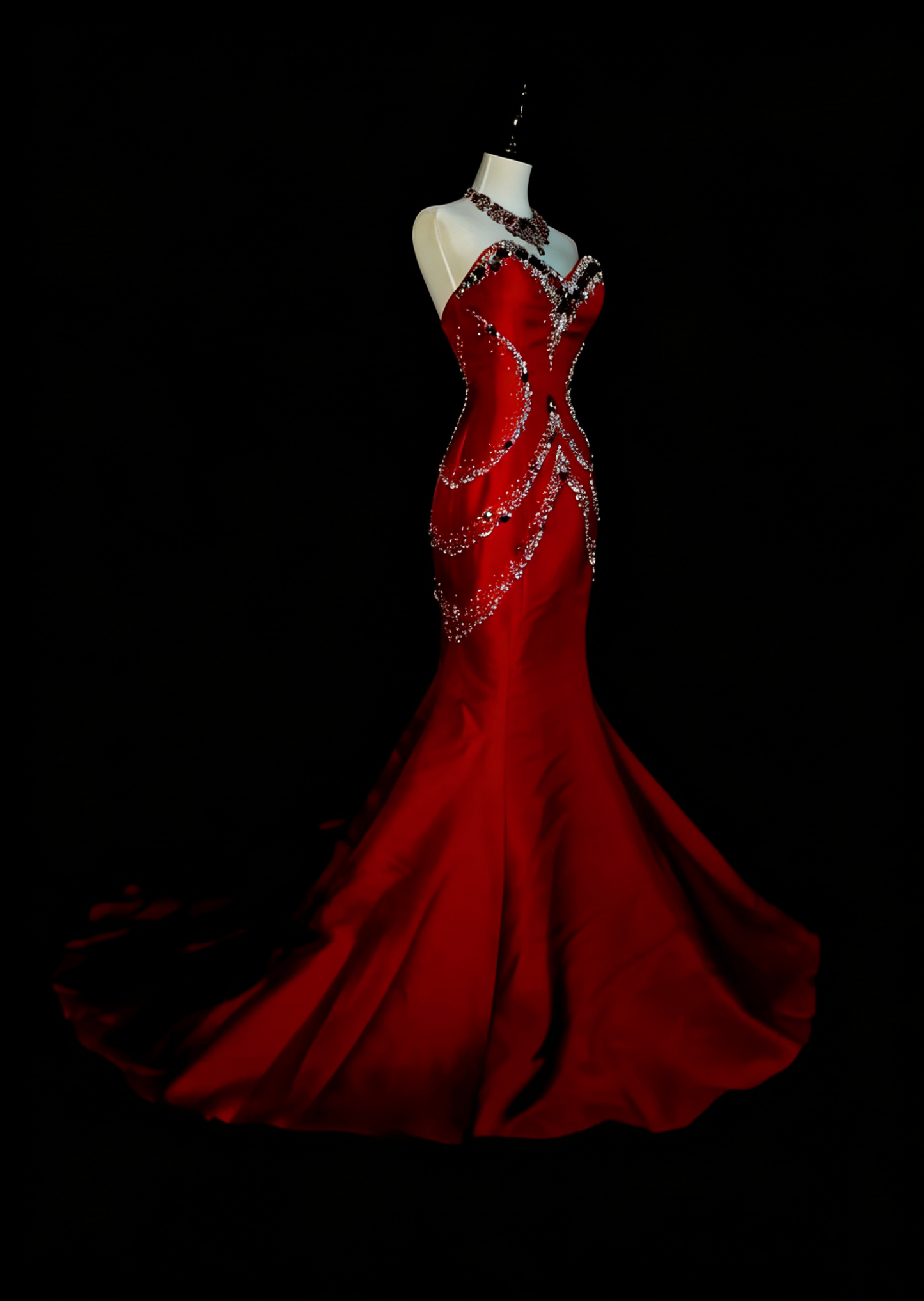 Robe de bal rétro sirène en satin rouge, décolleté cœur, ornée de perles et sans manches, style années 70, robe de soirée longue et élégante N1492