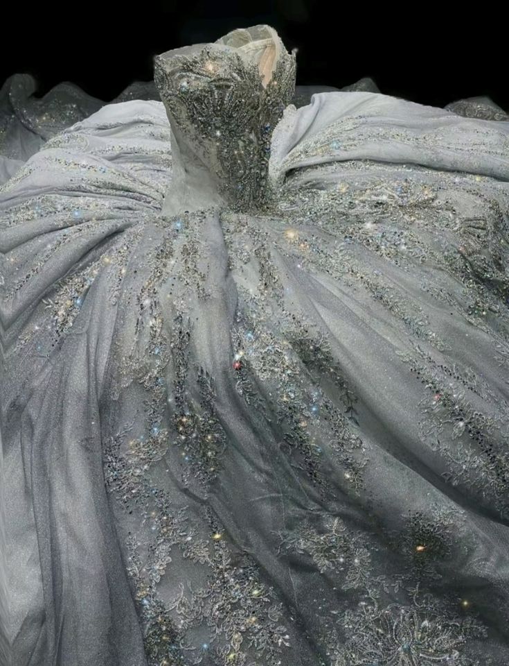 Robe de mariée luxueuse en dentelle à sequins et décolleté en cœur, style conte de fées, longue, RB2844