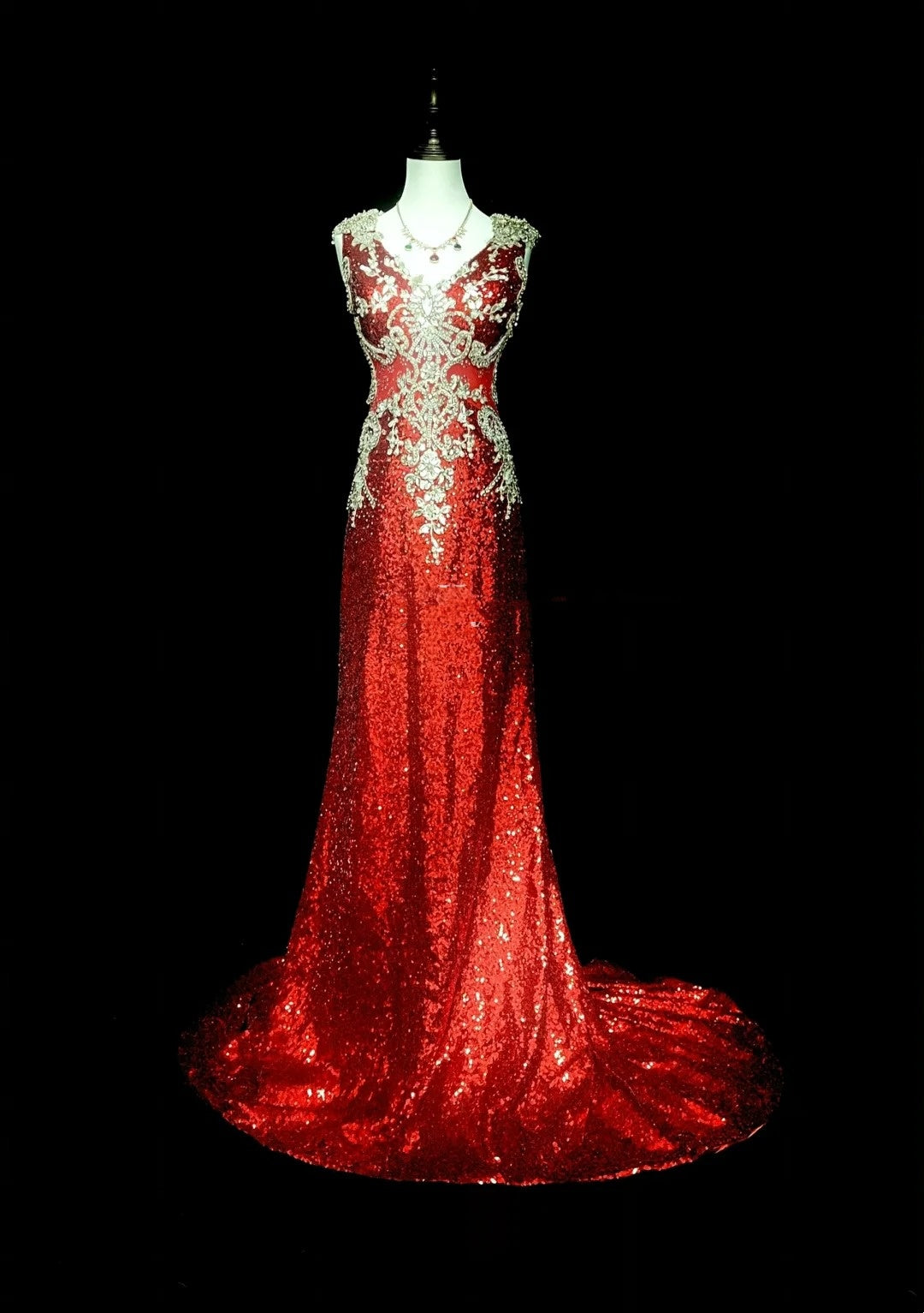 Vintage A line V Neck Red Sequin With Gold Appliques Bodice College Formal Outfit Long Prom Graduation Dresses For Teens N1304