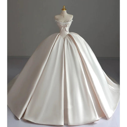 Robe de mariée longue en satin, décolleté en cœur, sans manches, coupe ajustée, corset, RB2092