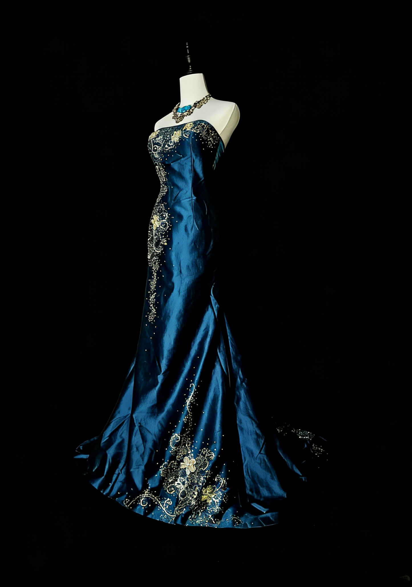 Robe de bal longue sirène vintage sans bretelles en satin vert foncé, style années 80, référence N1438
