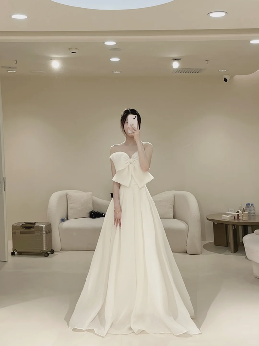 Simple A Line Strapless White Bow-knot Long Prom Dresses Impress 18th Birthday Outfits Prom Gown AB895