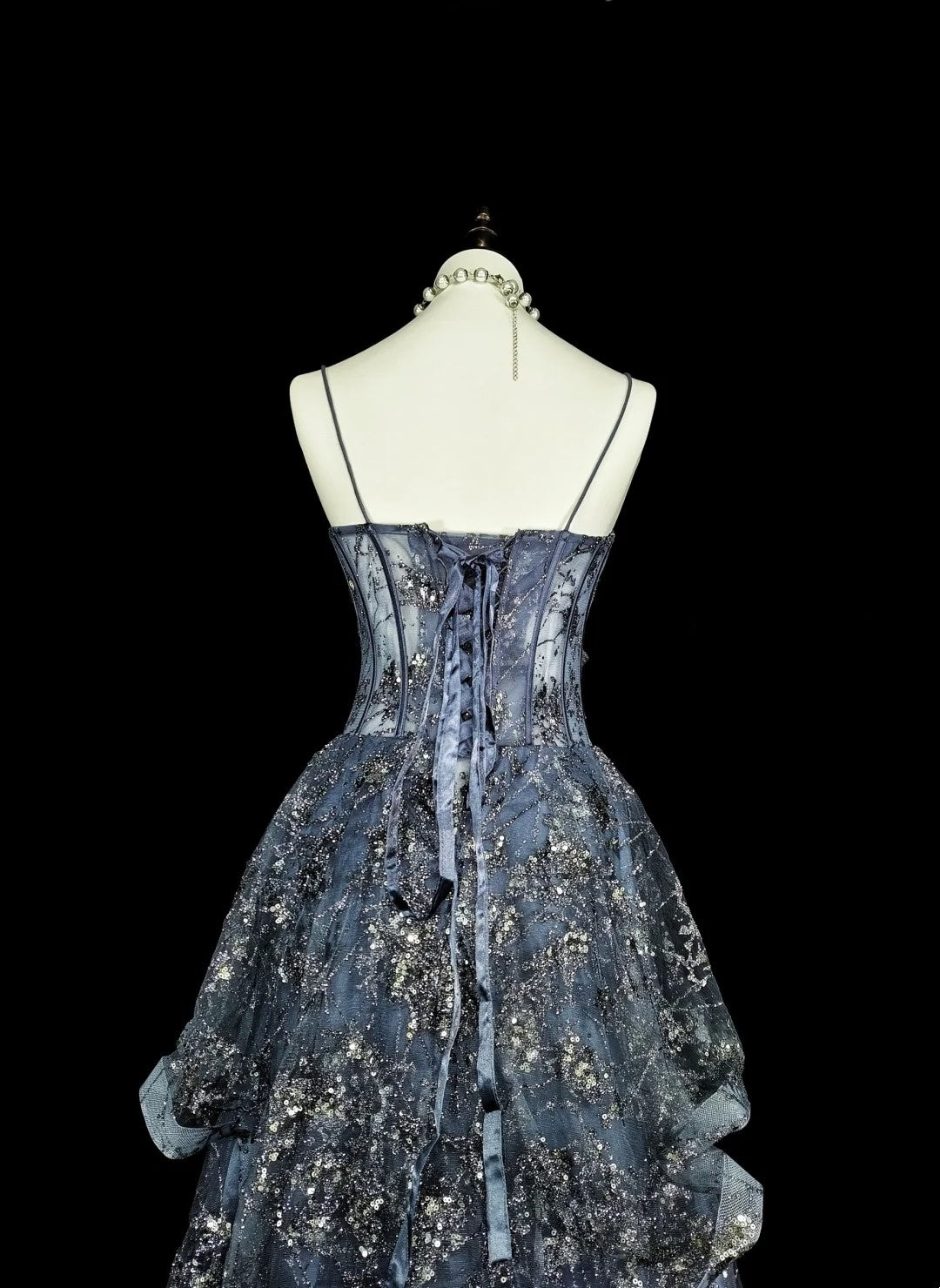 Robe de bal vintage, robe de soirée esthétique à fines bretelles, sequins gris, longue, inspiration robe de soirée formelle N1849