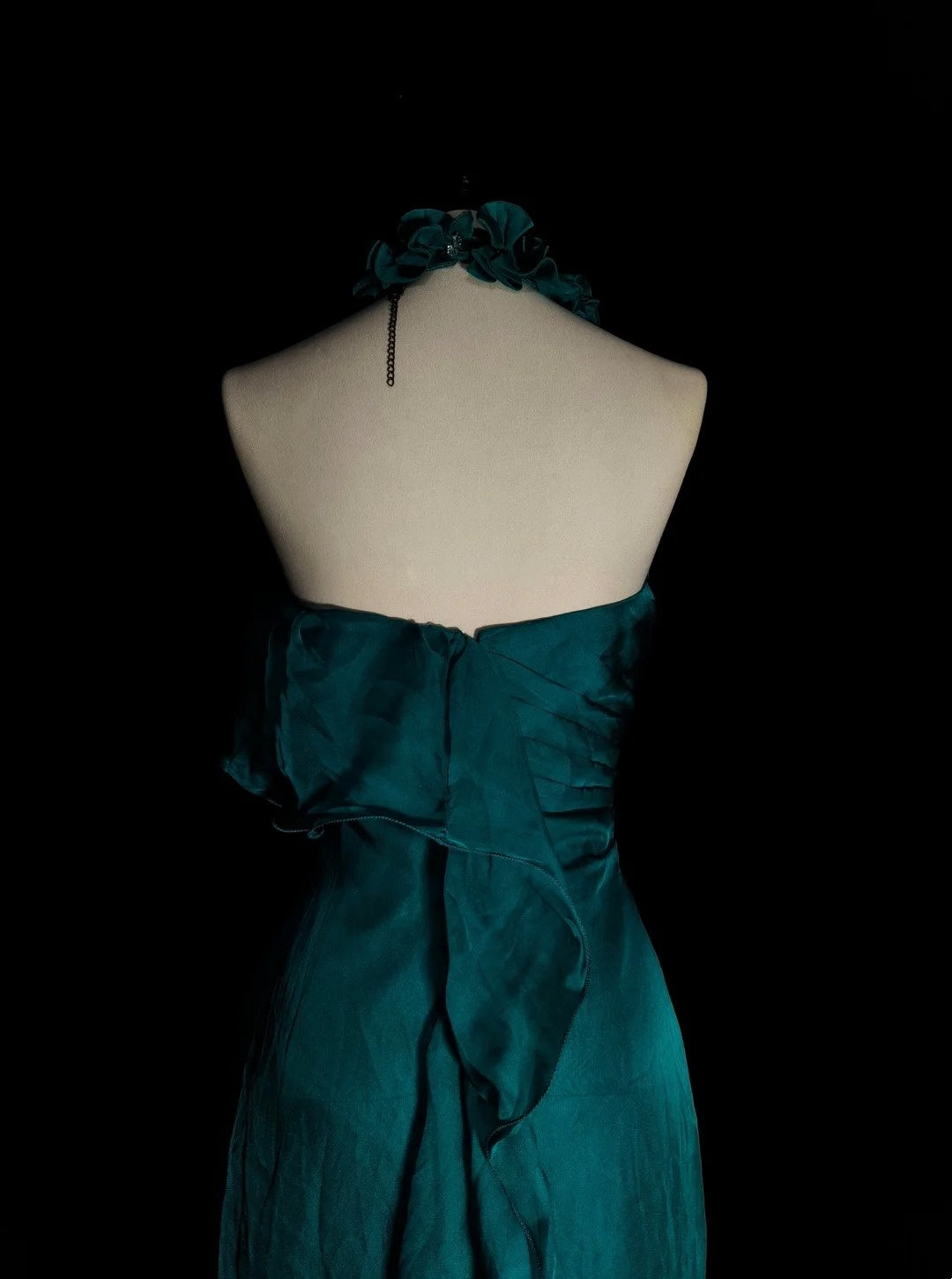 Elegantes, ärmelloses, dunkelgrünes Chiffon-Abendkleid in A-Linie mit Neckholder, langes formelles Kleid für die Oberstufe, N1378