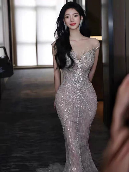 Robe de soirée longue à sequins blancs scintillants, décolleté cœur, style sirène, inspiration robe de bal ou robe pour un 22e anniversaire AB1385