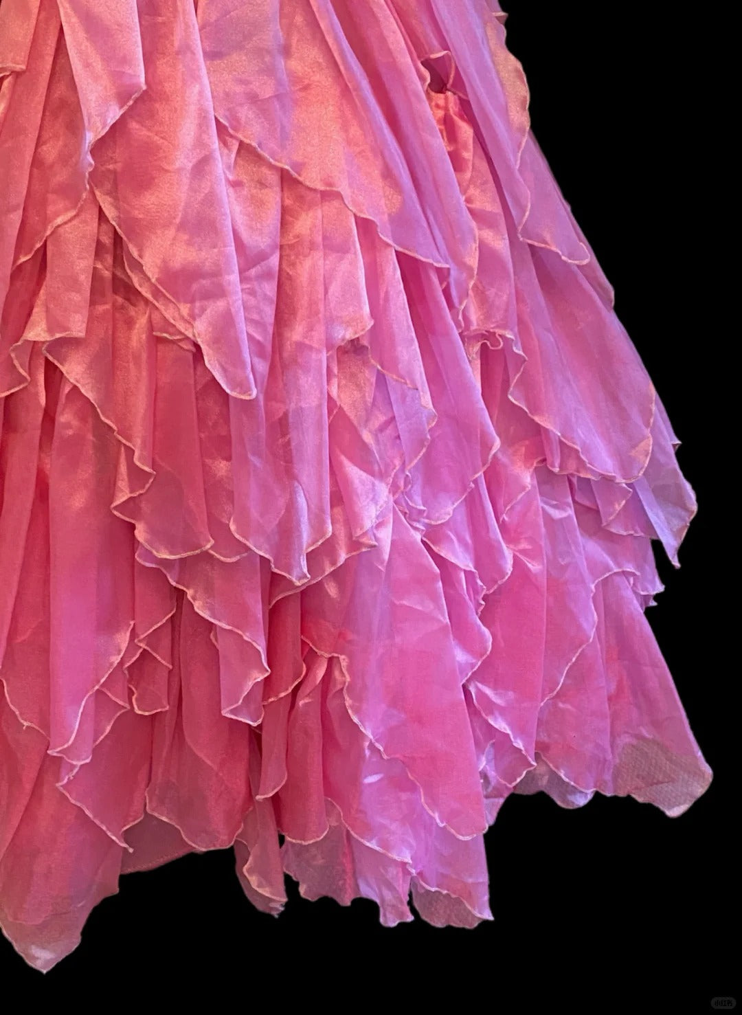 Princess Ball Gown Spaghetti Straps Pink Ruffled Layered Tiered Long Sweet 16 Dresses Seventeen Quince Dress RB4024