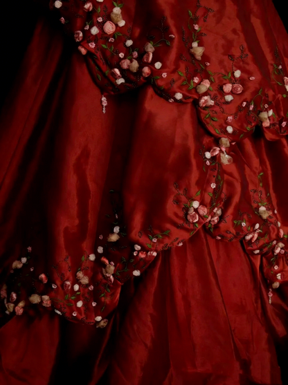 Robe de bal élégante en satin rouge foncé asymétrique avec volants à étages, robes de soirée longues, robes de bal de fin d'année N2241