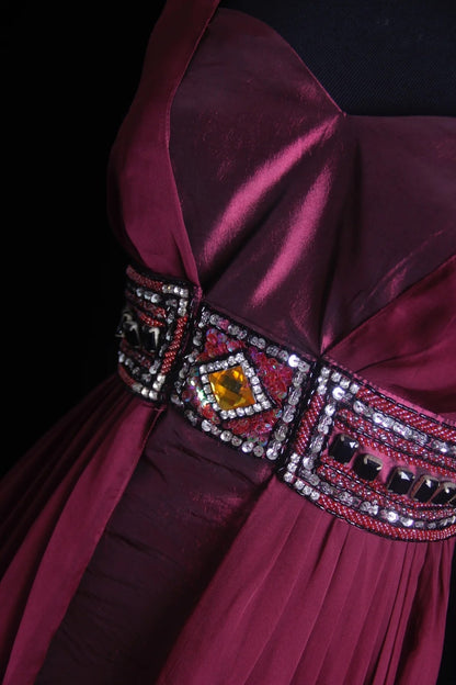 Retro-A-Linien-Chiffonkleid mit herzförmigem Ausschnitt und perlenbesetztem Oberteil im 90er-Jahre-Stil – Inspiration für Outfits zum 18. Geburtstag – Festliches Kleid N492