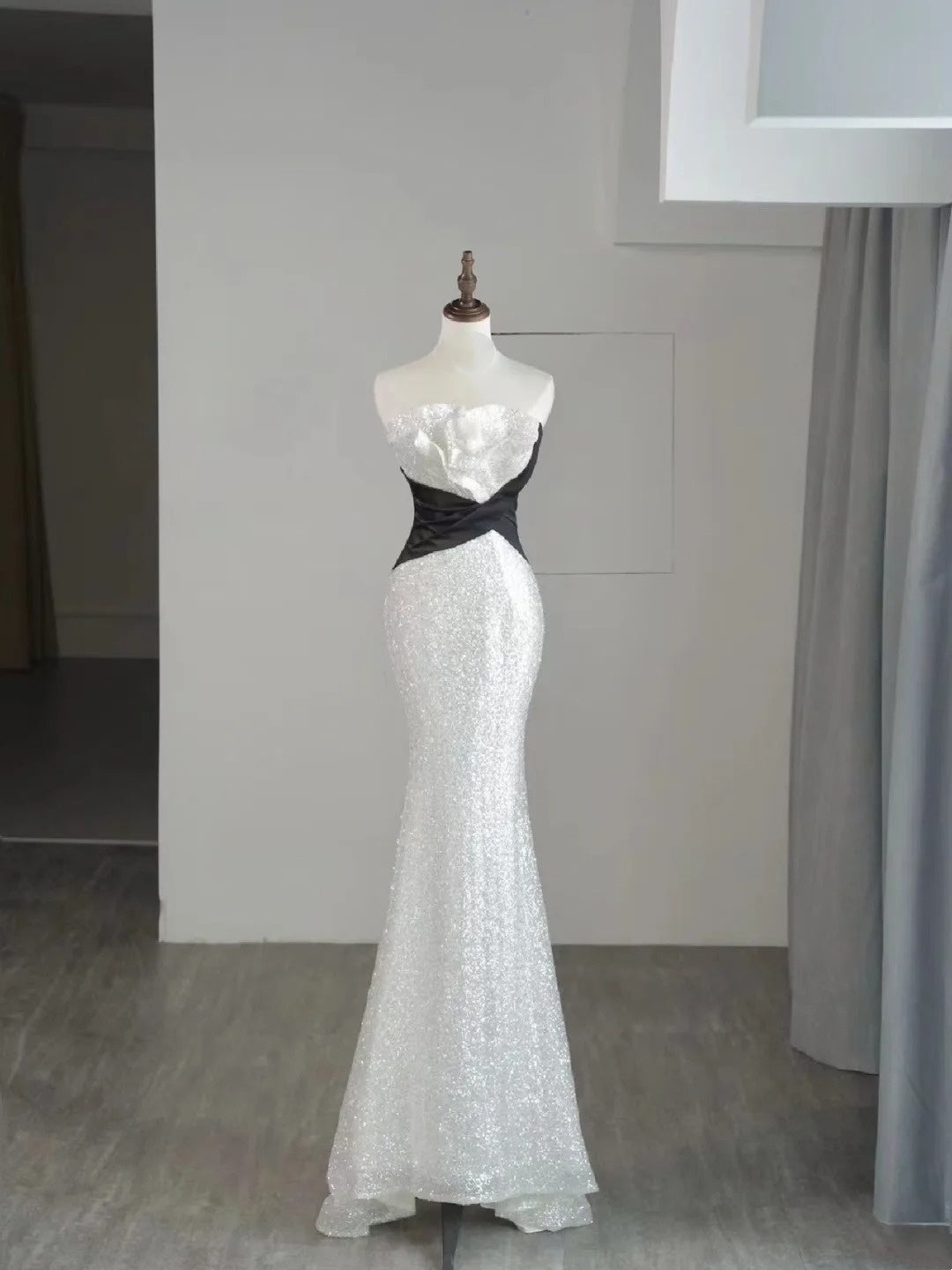 Beautiful Mermaid Strapless White Sequin Long Prom Dresses Formal Gowns Inspo Evening Outfit N236