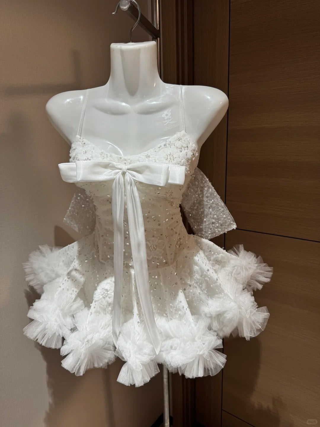 Mignonne robe de bal à fines bretelles en tulle blanc Night In Rio Inspo Idées de robes de bal de promo RB4035