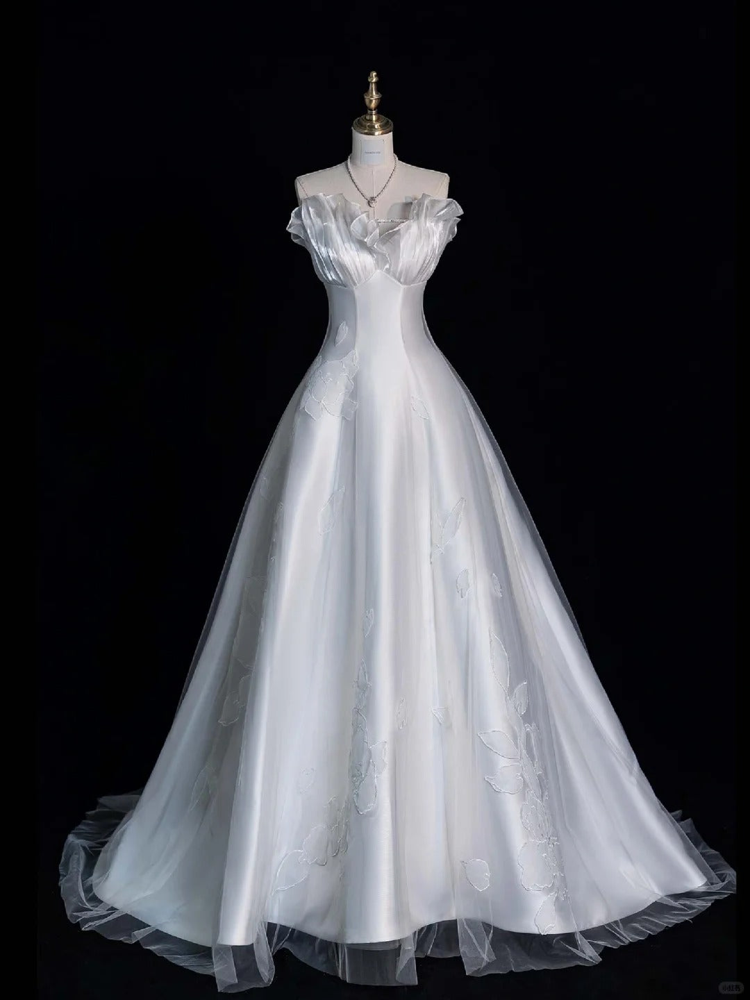 Pretty Ball Gown Off The Shoulder White Satin Brides Gown Bridal Dress Style Long Wedding Dresses RB6561