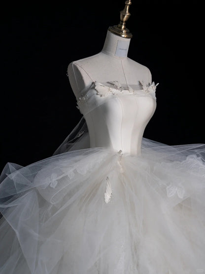 Modern Minimalist Ball Gown Strapless Sleeveless Lace Brides Gown Bridal Dress Wedding Dresses Style RB6562
