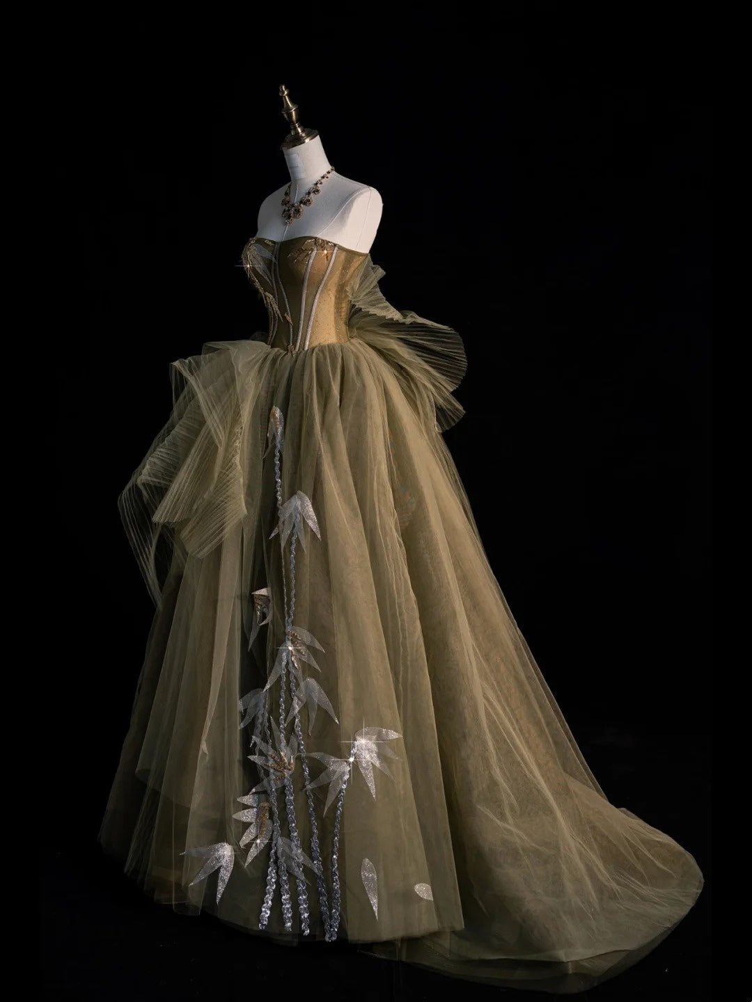 Modest Ball Gown Strapless Green Tulle With Appliques College Formal Outfits Long Prom Inspo Graduation Dresses N1220
