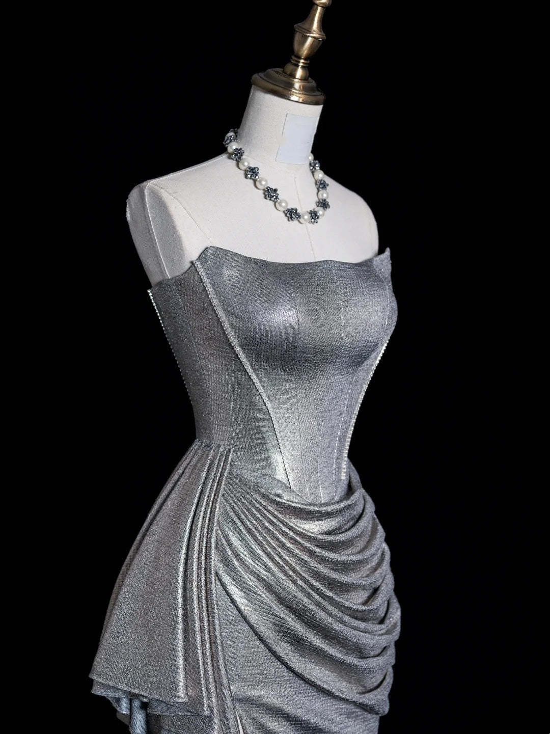 Robe de bal longue sirène sans bretelles, sequins gris argentés, corsage plissé, robe de soirée N611