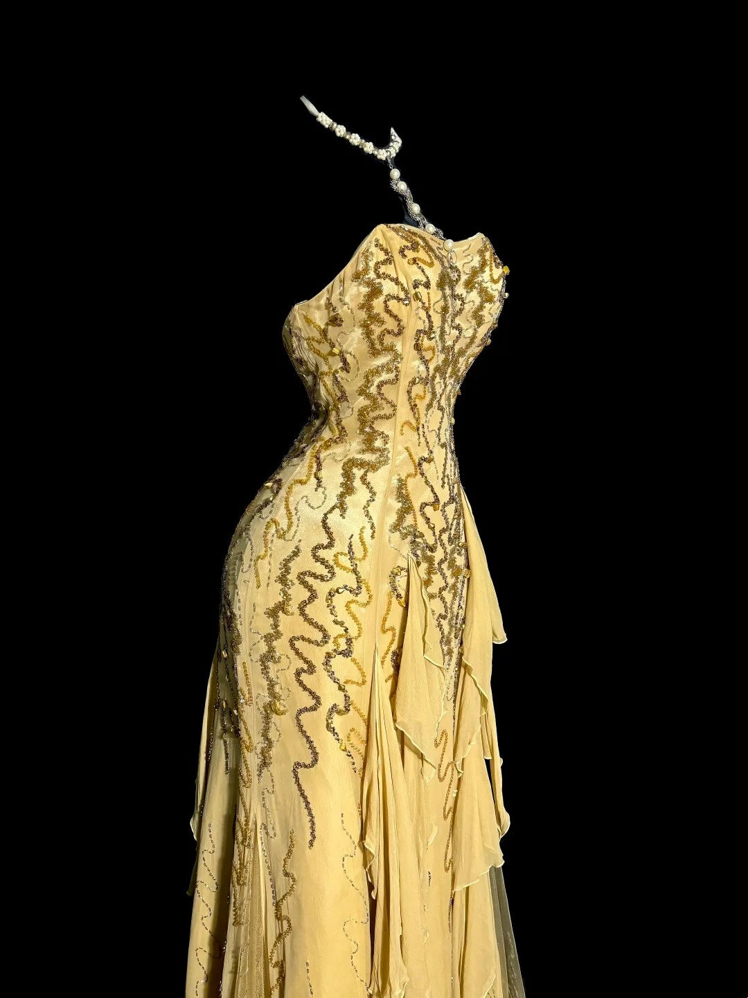 Robes de bal modestes sirène sans bretelles en mousseline dorée avec perles longue robe de soirée formelle N3863