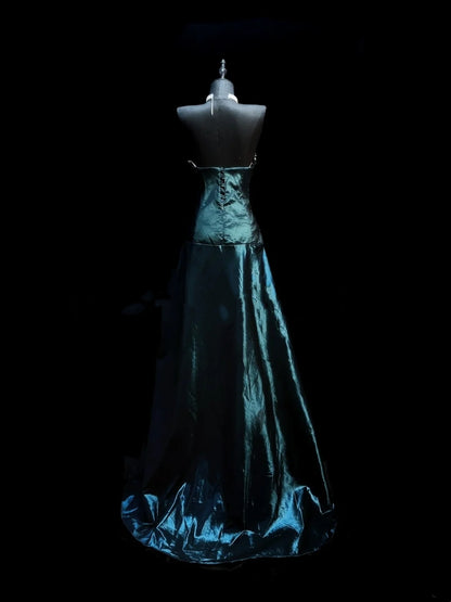 Verspieltes, asymmetrisches, dunkelgrünes langes Ballkleid mit perlenbesetztem Oberteil, Abendkleid N610