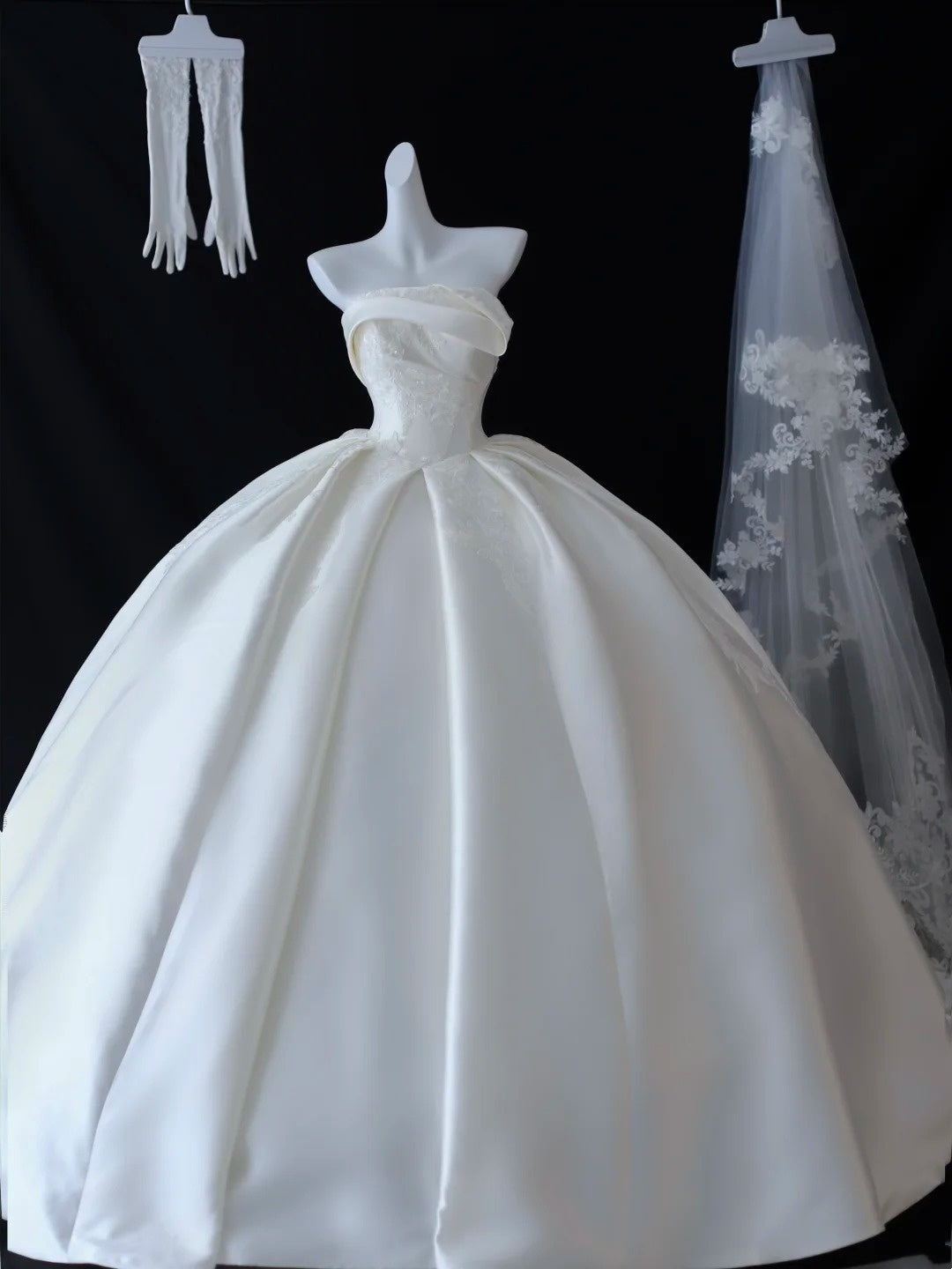 Simple Wedding Dresses Ball Gown Strapless Satin With Lace White Long Brides Dress Bridal Gown N2950
