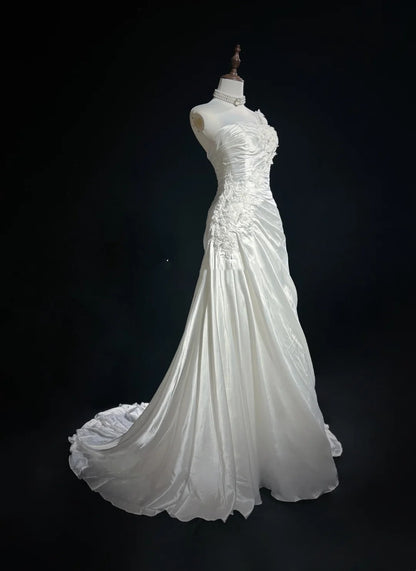 Robes de bal vintage Inspo Sirène Asymétrique Épaules Dénudées Satin Blanc Années 80 Avec Dentelle Robes de Soirée Formelles N3380