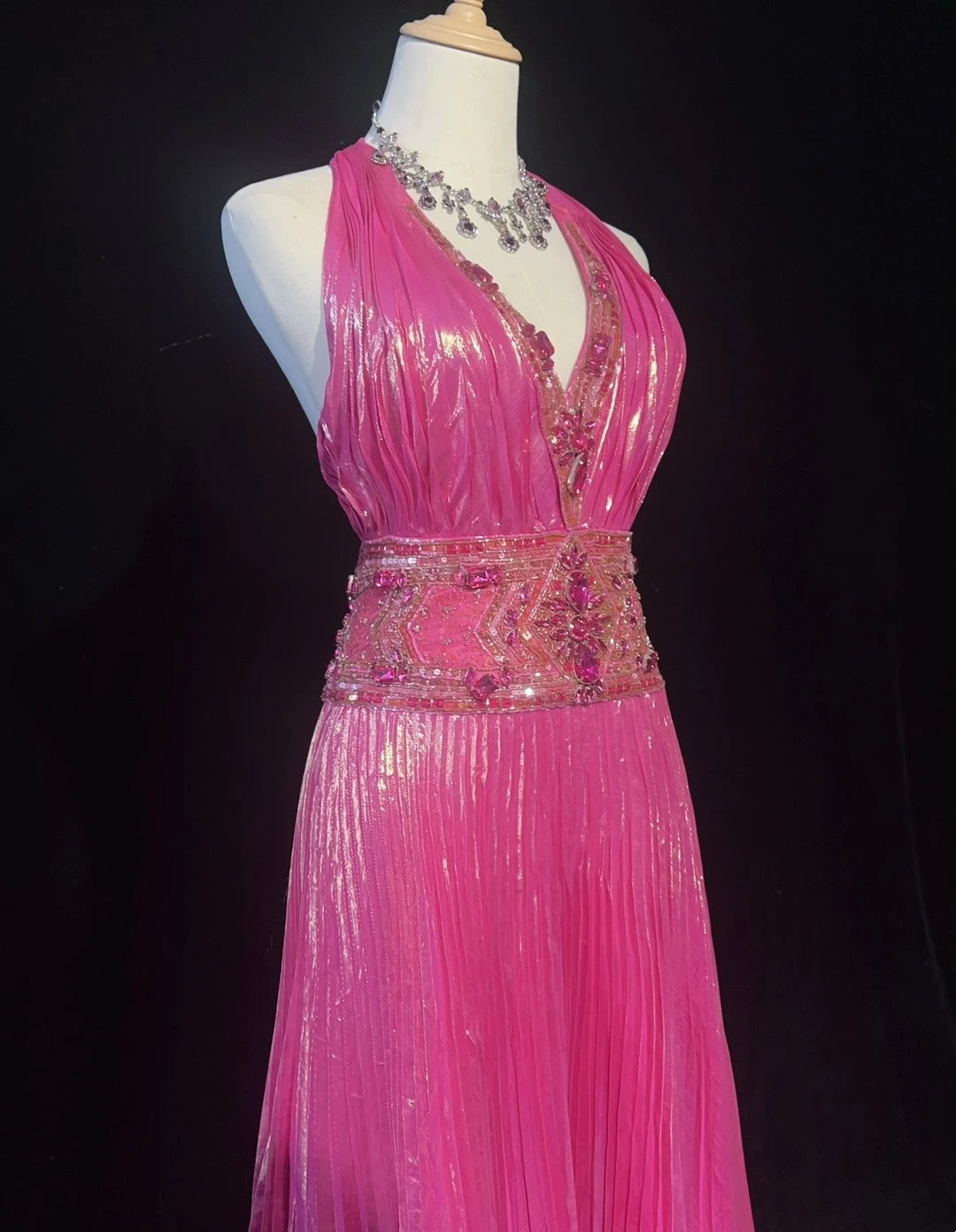 Robes de bal vintage des années 90, ligne A, licou, rose vif avec perles et cristaux, longue robe de bal N3062