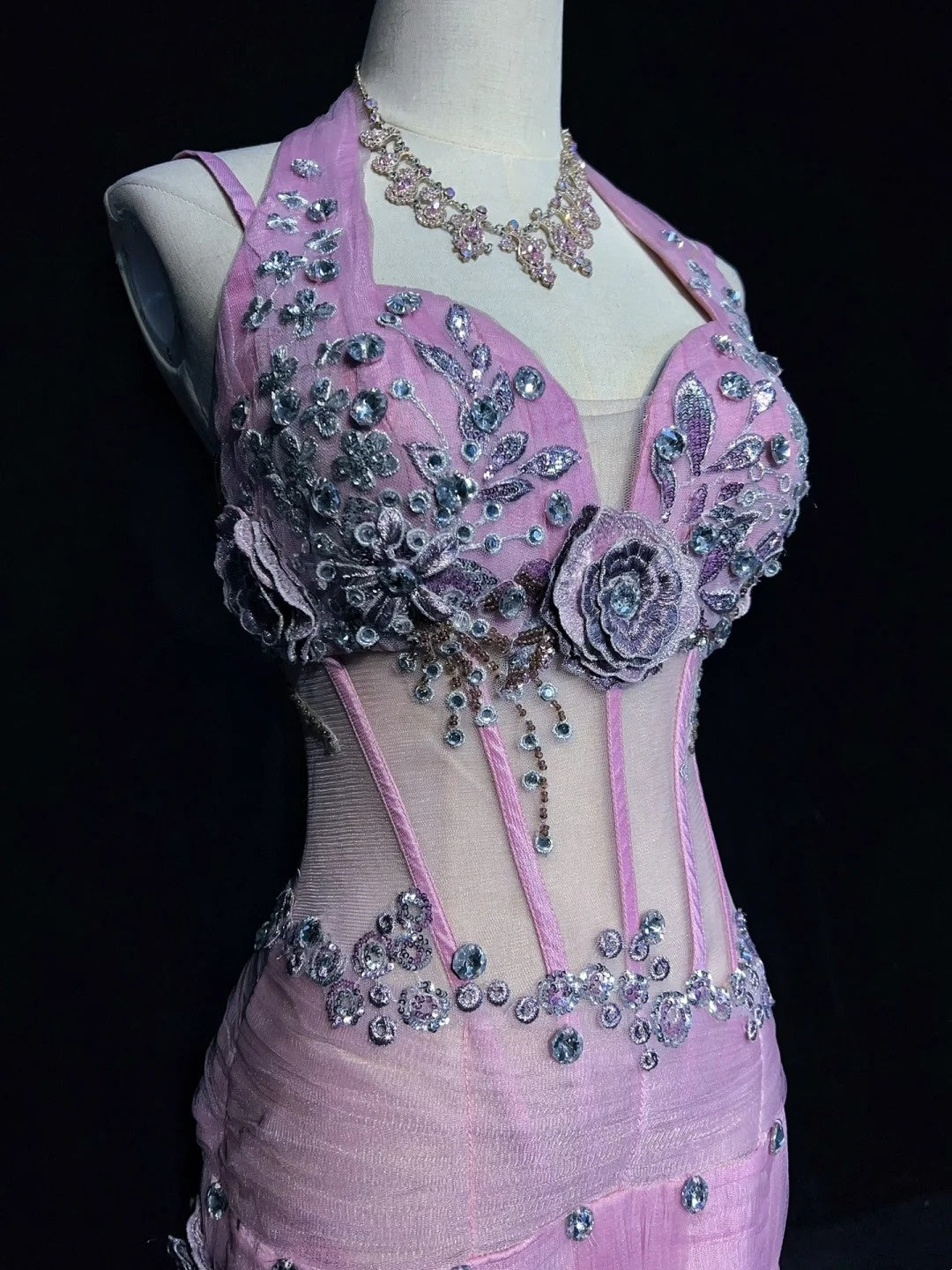 Robes de bal modestes sirène licou tulle lilas avec perles dentelle longue robe de soirée formelle N3882