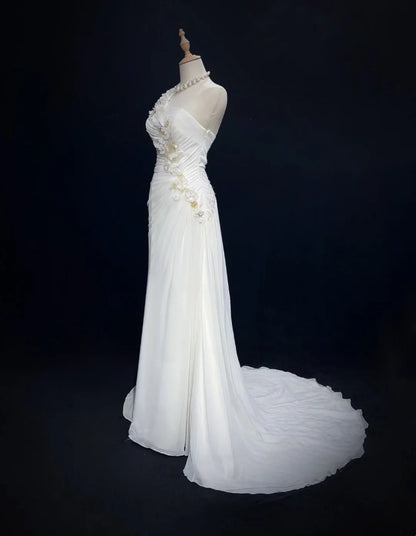 Robes de mariée uniques sirène asymétrique en mousseline blanche avec perles, robe de mariée longue pour jardin d'été N3679