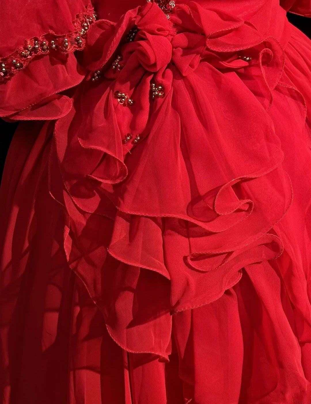 Modest Prom Dresses Ball Gown Off The Shoulder Red Tulle With Sleeves Long Quince Dress N3292