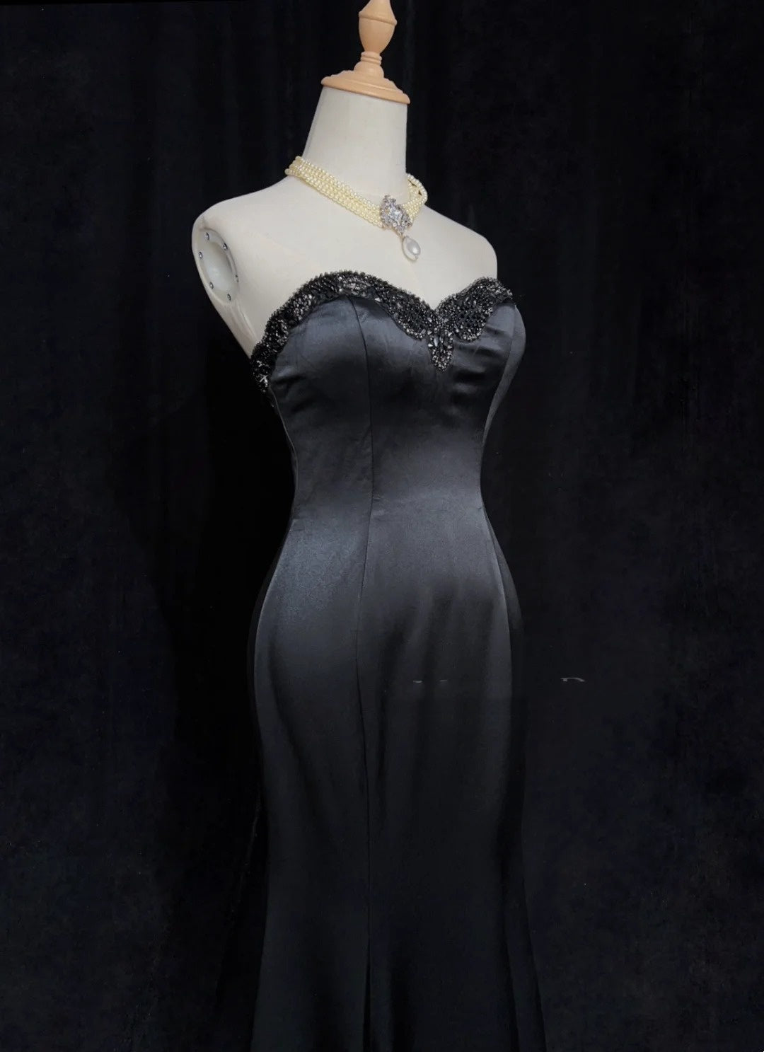 Robes de bal vintage sirène bustier satin noir perlé longue robe de soirée N2507