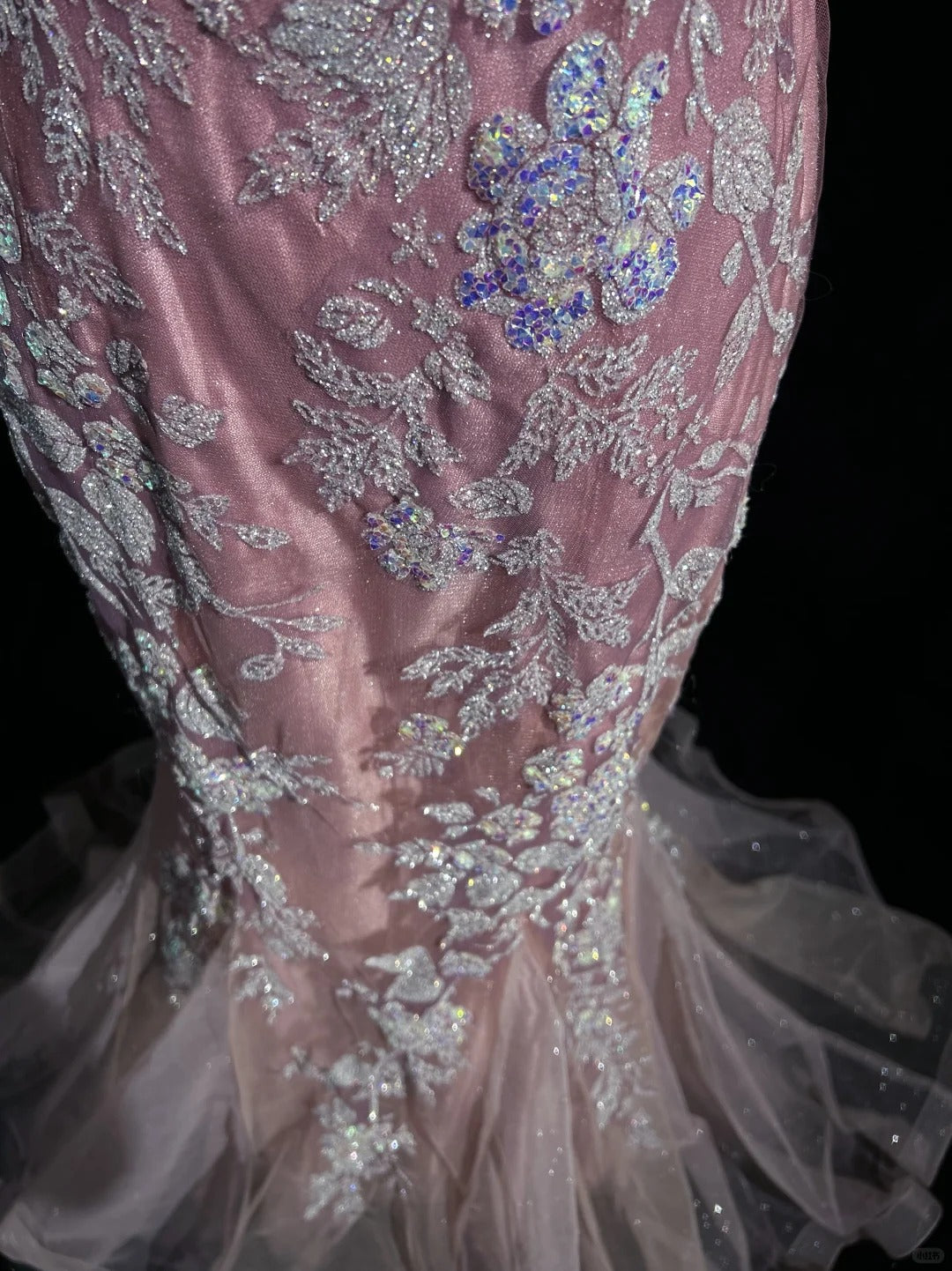 Bescheidene Ballkleider Meerjungfrau Spaghettiträger Rosa Spitze Kurze Ärmel Lange Formelle Abendkleider N3627
