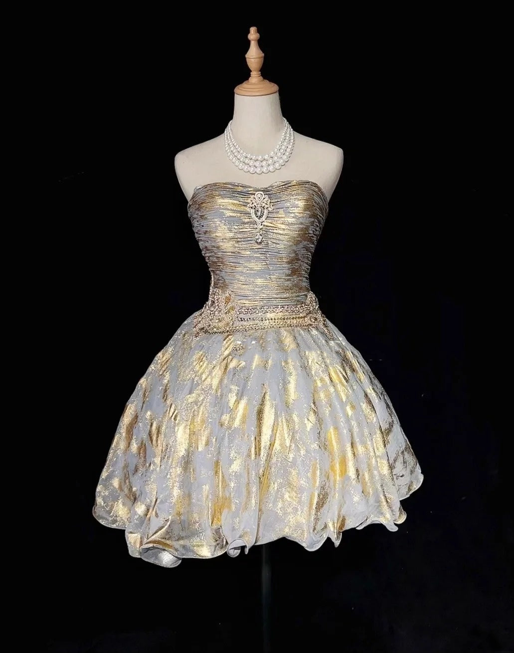 Prinzessinnen Ballkleid Trägerlos Gold Organza Kurz Mini Heimkehrkleider Hoco Kleider N2912