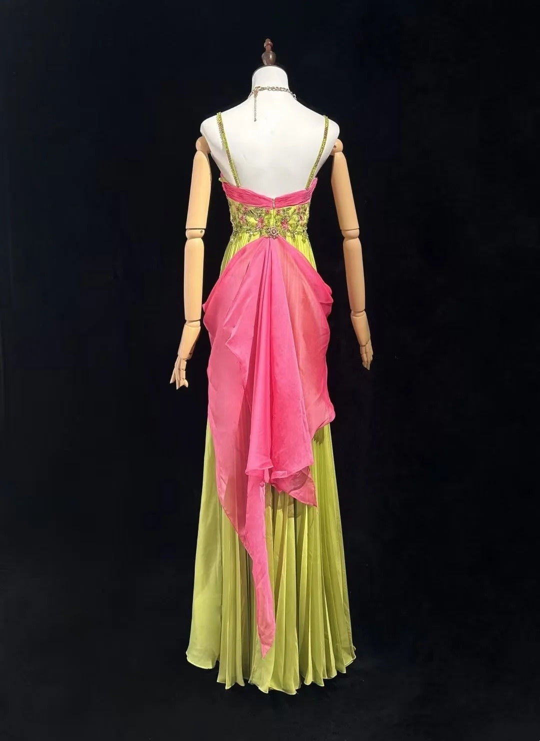 Robes de bal vintage Trapèze Bretelles fines Mousseline rose et verte avec perles Robe de soirée longue années 60 N2610