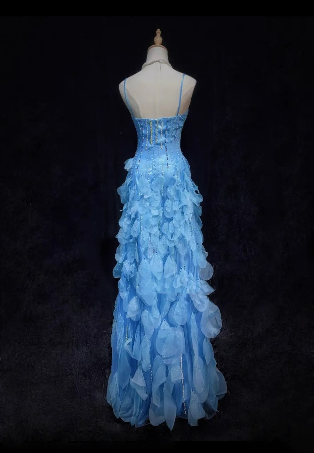 Robe De Soirée Longue De Bal De Promo En Chiffon Bleu Fourreau Chic À Bretelles Fines Et Corsage Perlé N2727