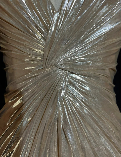 Einfache Ballkleider Meerjungfrau V-Ausschnitt Gold Ärmellos mit Schlitz Rüschen Formelles Abendkleid N3822