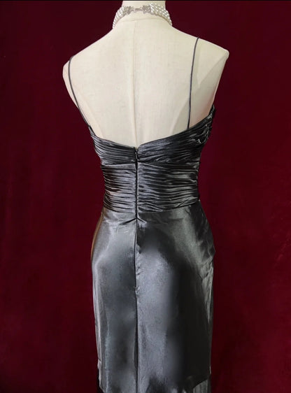 Vintage-Abschlussballkleider Meerjungfrau Spaghettiträger Satin Schwarz mit Rüschen Langes Abendkleid N2497