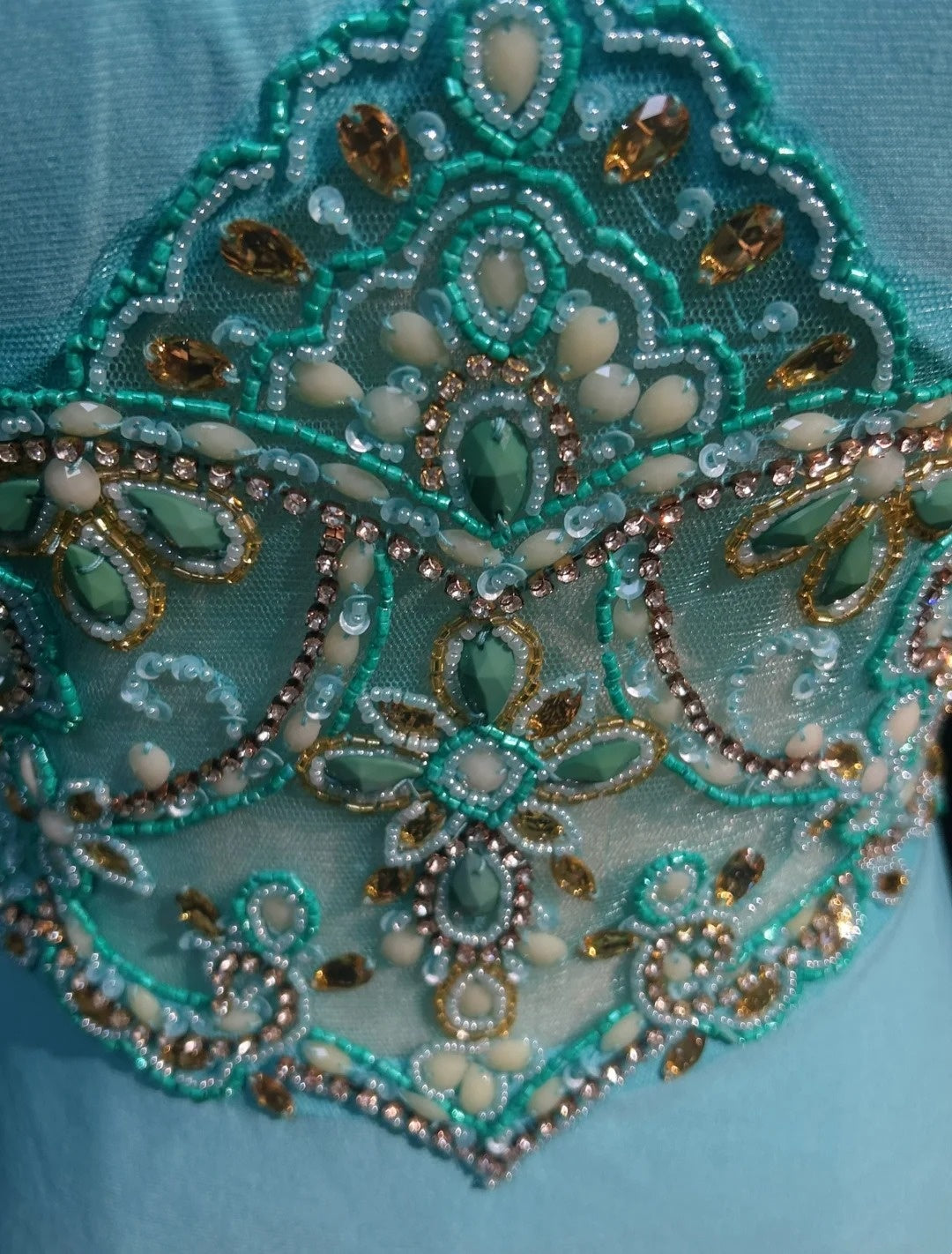 Elegantes Etui-Kleid mit U-Boot-Ausschnitt, hellblauem Satin, kurzes Mini-Heimkehrkleid, Hoco-Kleider N2441