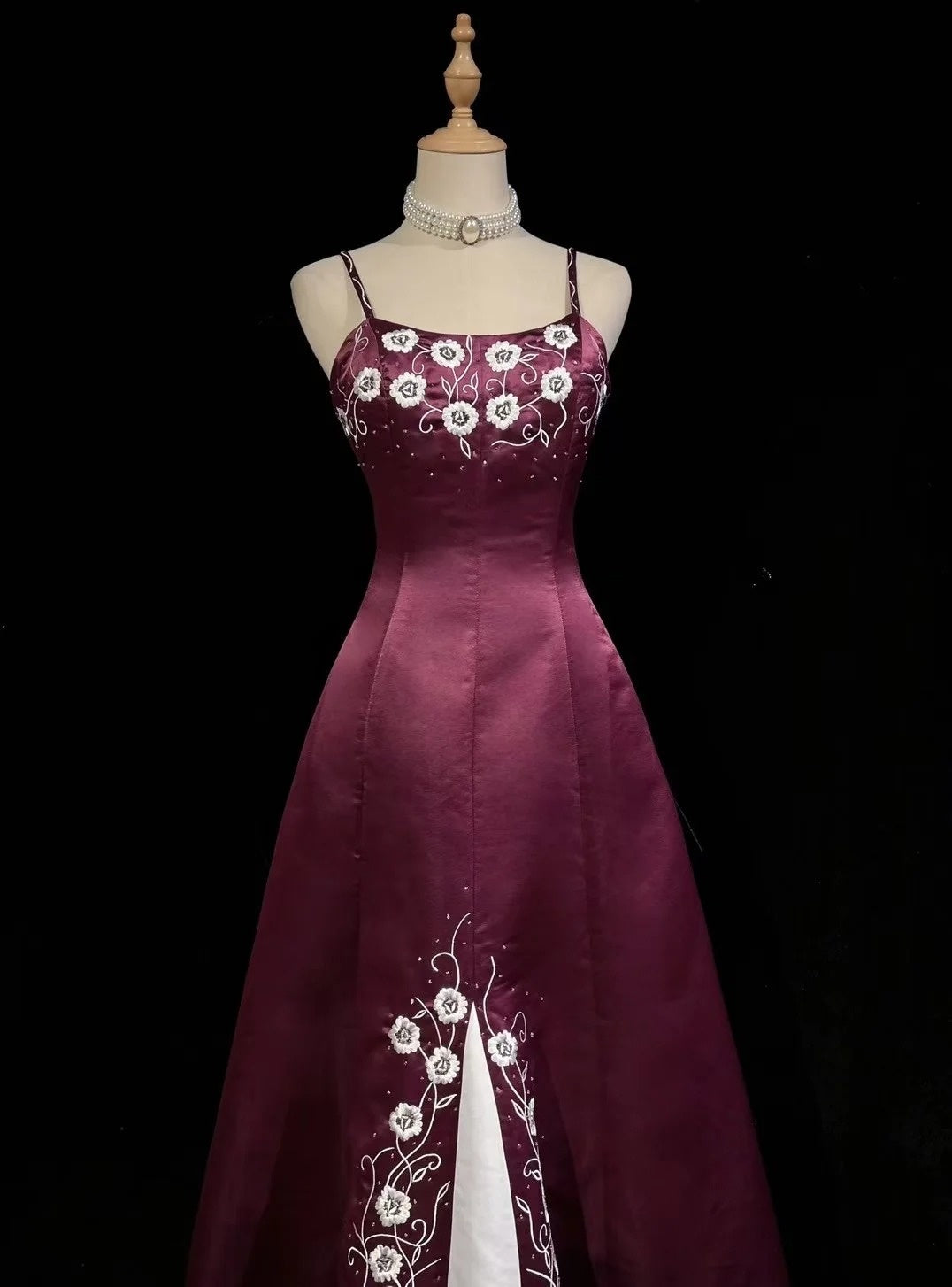 Robes de bal de promo vintage, robe de soirée en satin violet à bretelles spaghetti avec perles, robe de soirée longue style années 1950 N2593