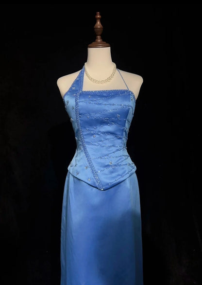 Vintage Ballkleider A-Linie Neckholder Blau Satin Mit Perlen Lang Abendkleid N2461
