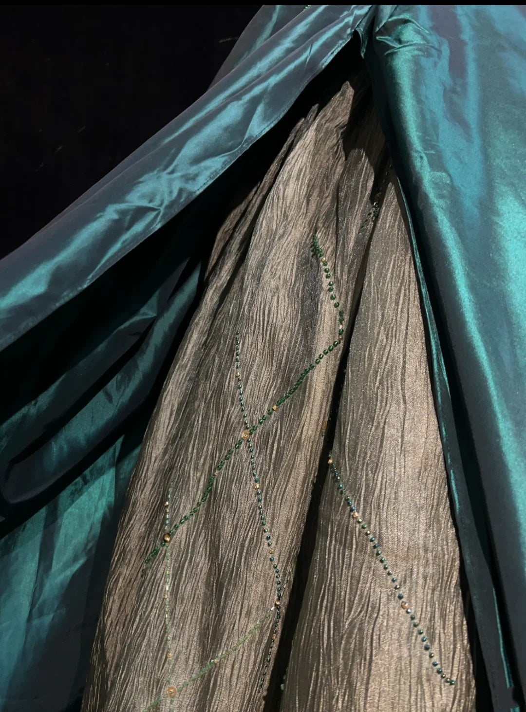 Inspiration Robes de bal vintage Robe de soirée bustier verte avec perles Robe de soirée longue années 80 N2739