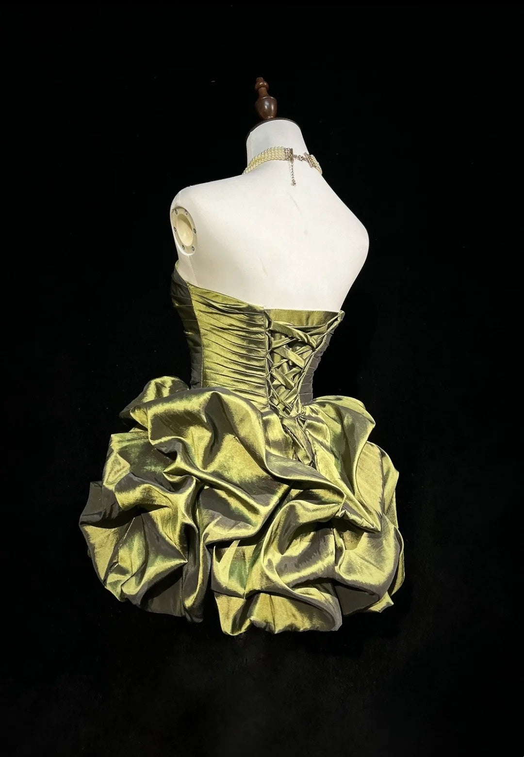 Dream Ball Gown Sweetheart Olive Green Taffeta 18th Birthday Gown Homecoming Dresses N3804