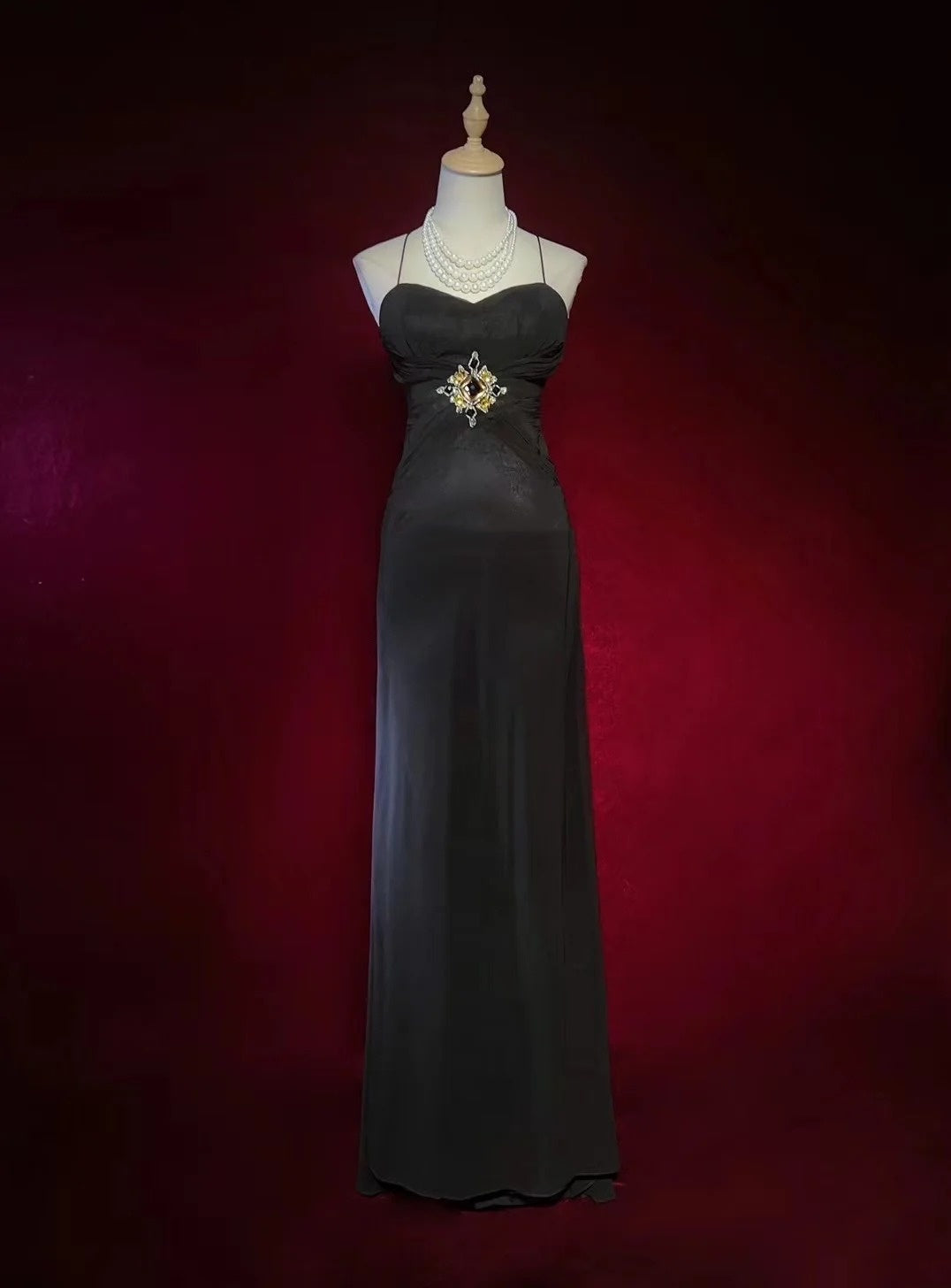 Vintage Prom Dresses A-Linie Spaghetti-Träger Black Tie Kleid mit Perlen 80er Jahre Langes Abendkleid N2730
