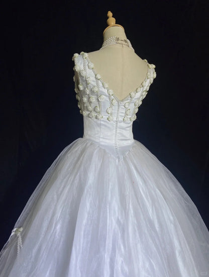 Robes de mariée intemporelles, robe de bal, col en V, tulle blanc avec fleurs, longue robe de mariée N3475